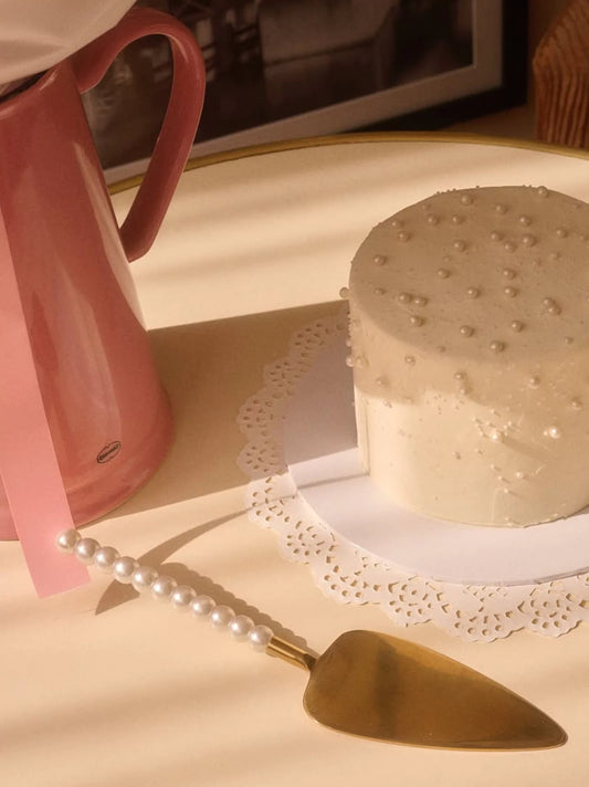 Pearl Cake Server