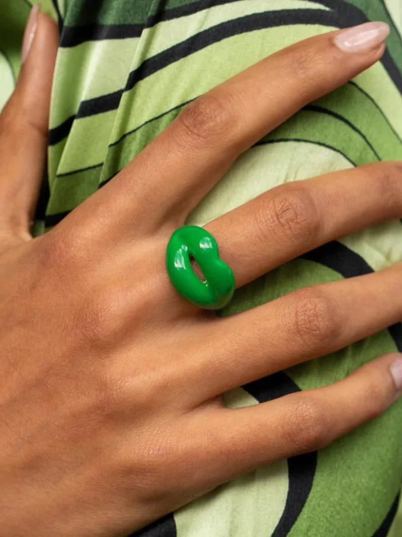 Green Lips Ring