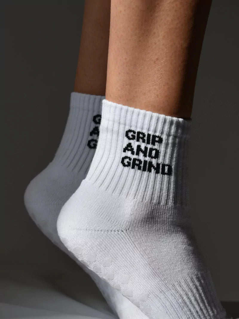 Pilates Grip Socks Set