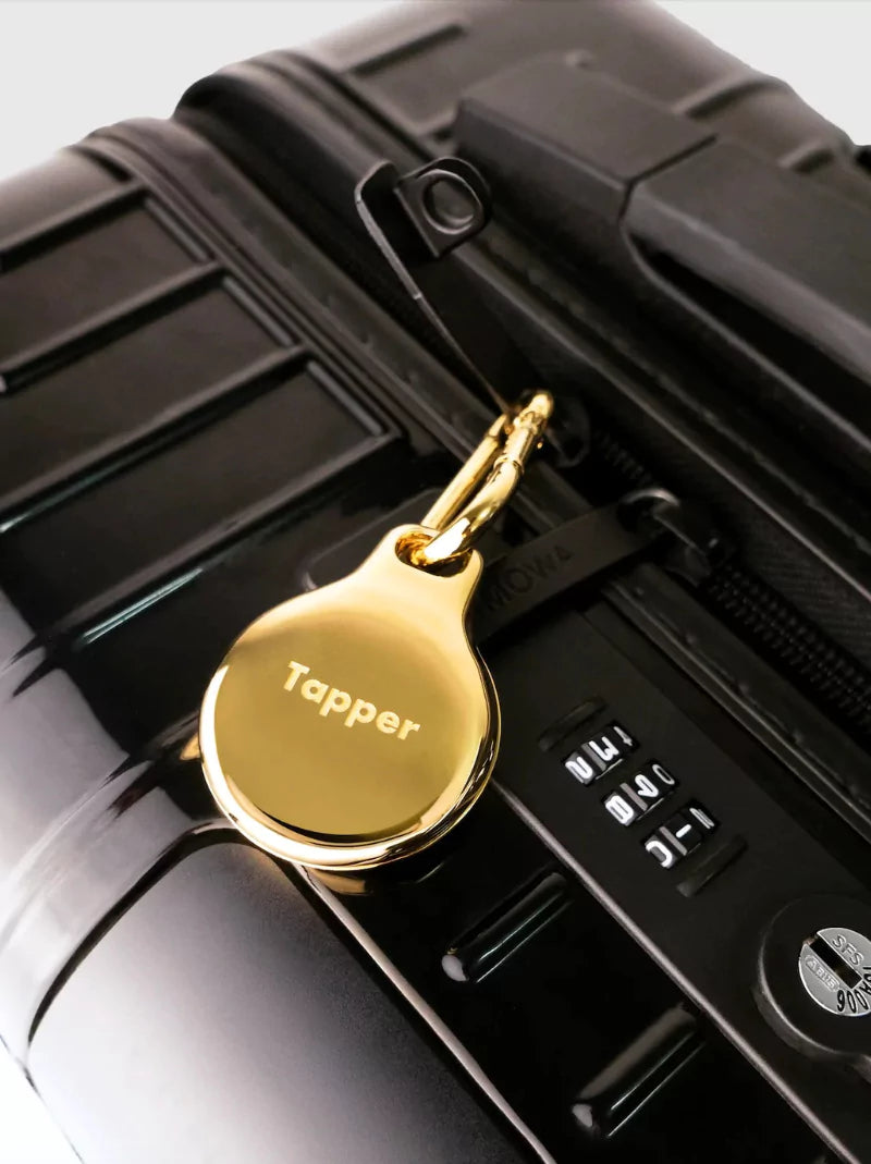 Metal Carabiner AirTag Case & Holder