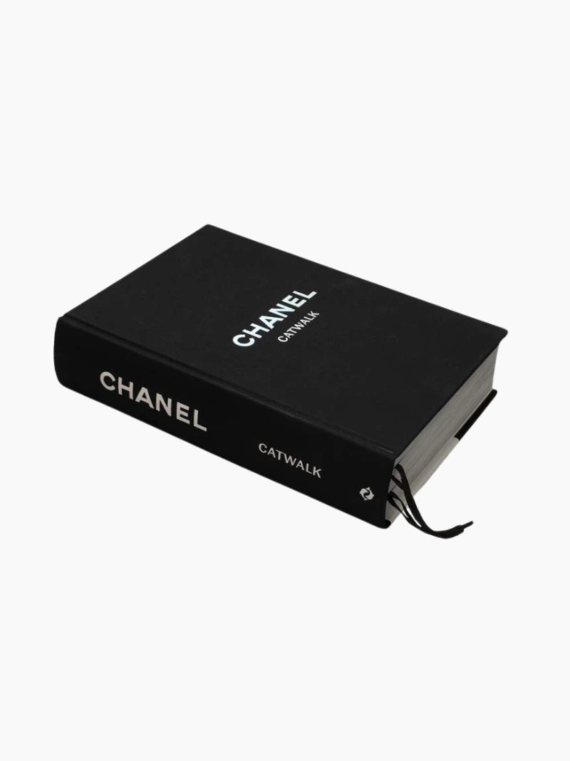Chanel: The Complete Collections Book