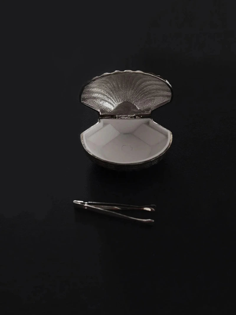 Vintage Small Shell Box