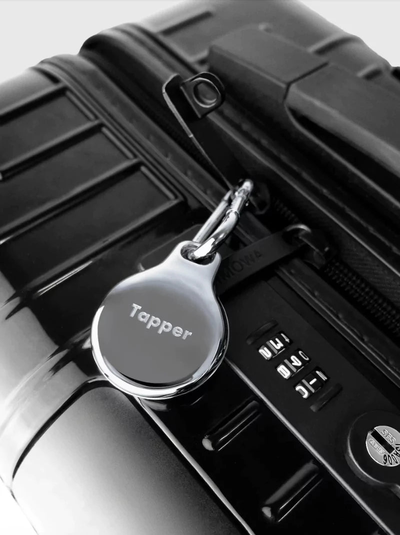 Metal Carabiner AirTag Case & Holder