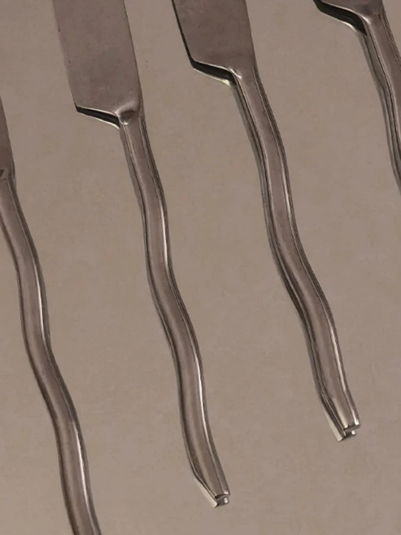 Vintage Wavy Knives Set of 4