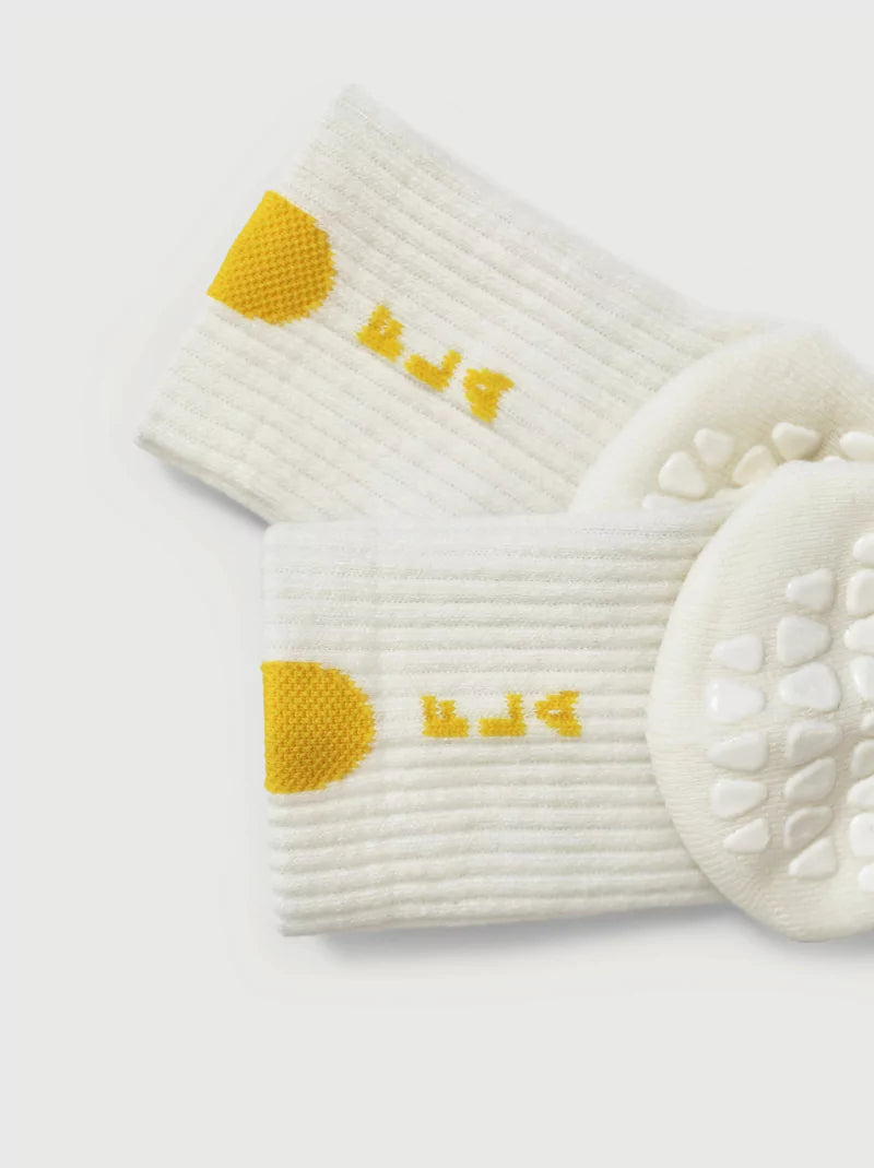 Dipped Crew Pilates Socks