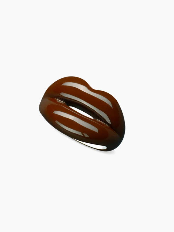 Chocolate Lips Ring