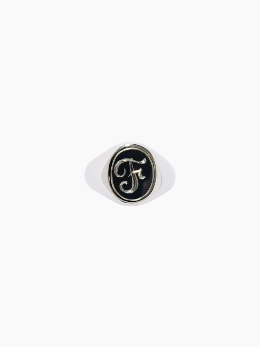 Evelyn Oval Signet Ring