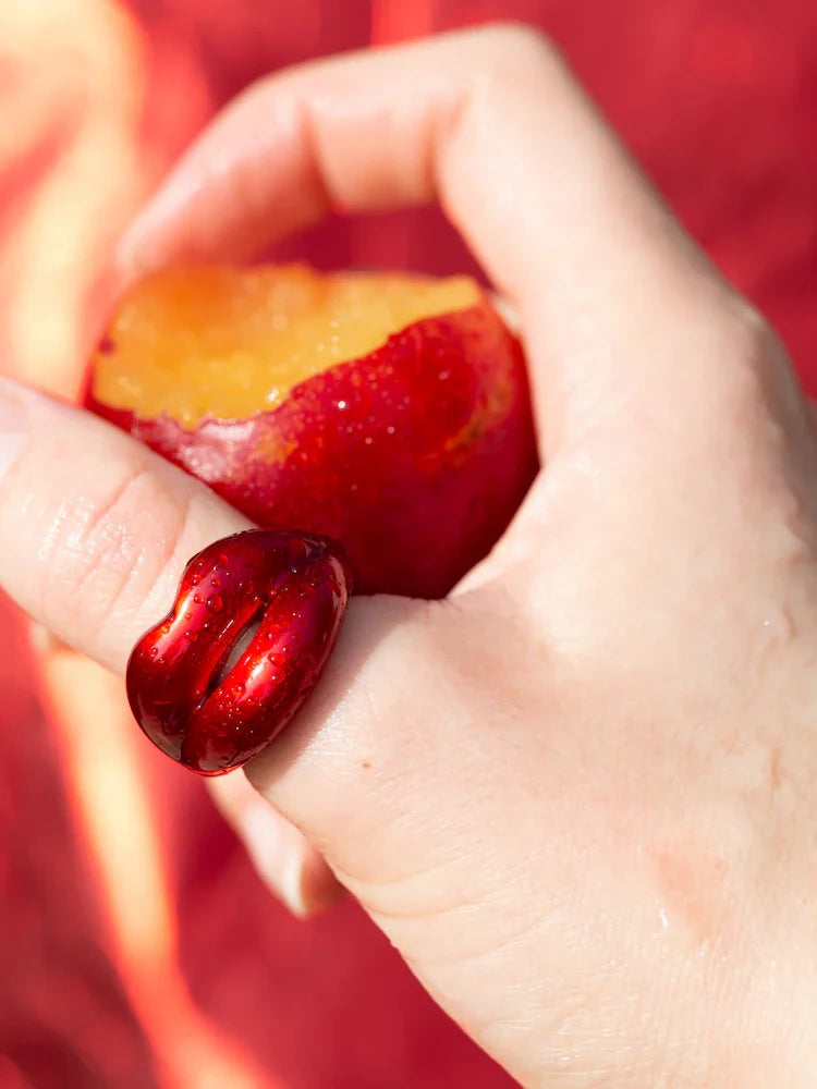 Juicy Red Lips Ring