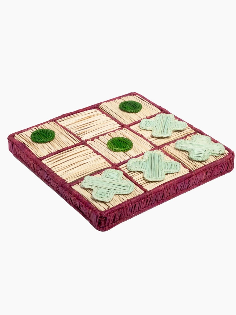 Festive Woven Tic Tac Toe