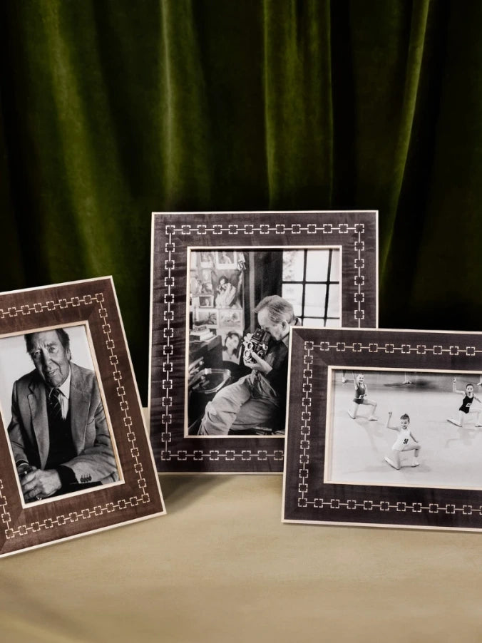L-Chain Luxury Photo Frame