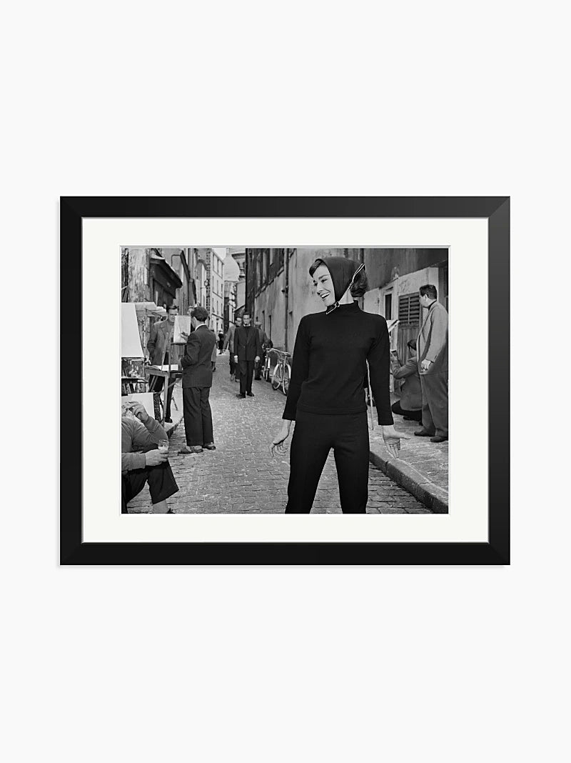 Audrey Hepburn in Paris Art Print