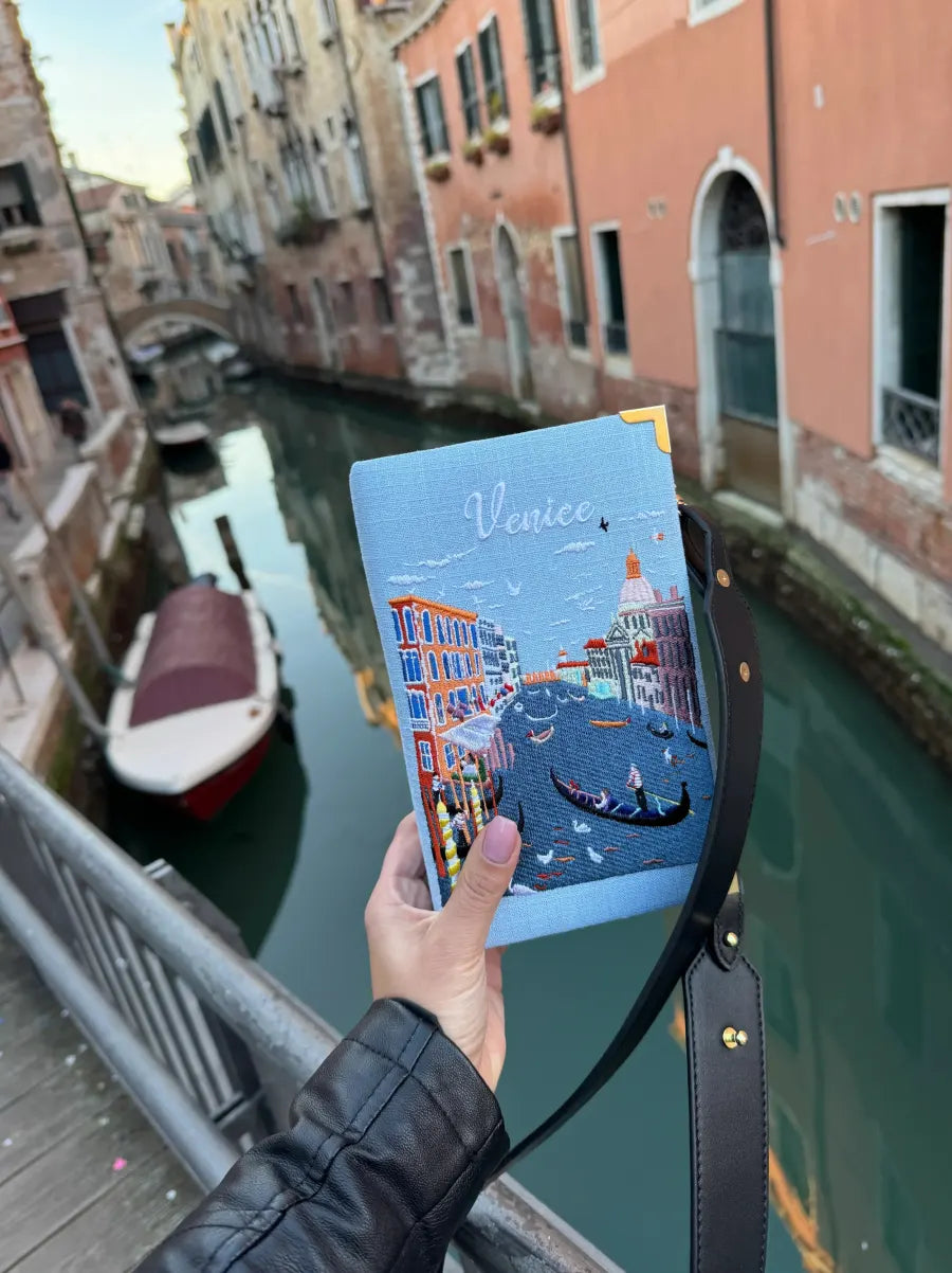 Venice Embroidered Clutch