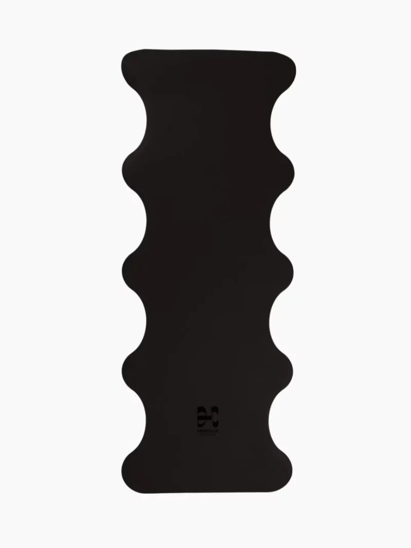 Black Scallop Yoga Mat