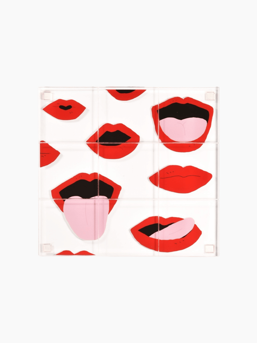 Lips Tic Tac Toe