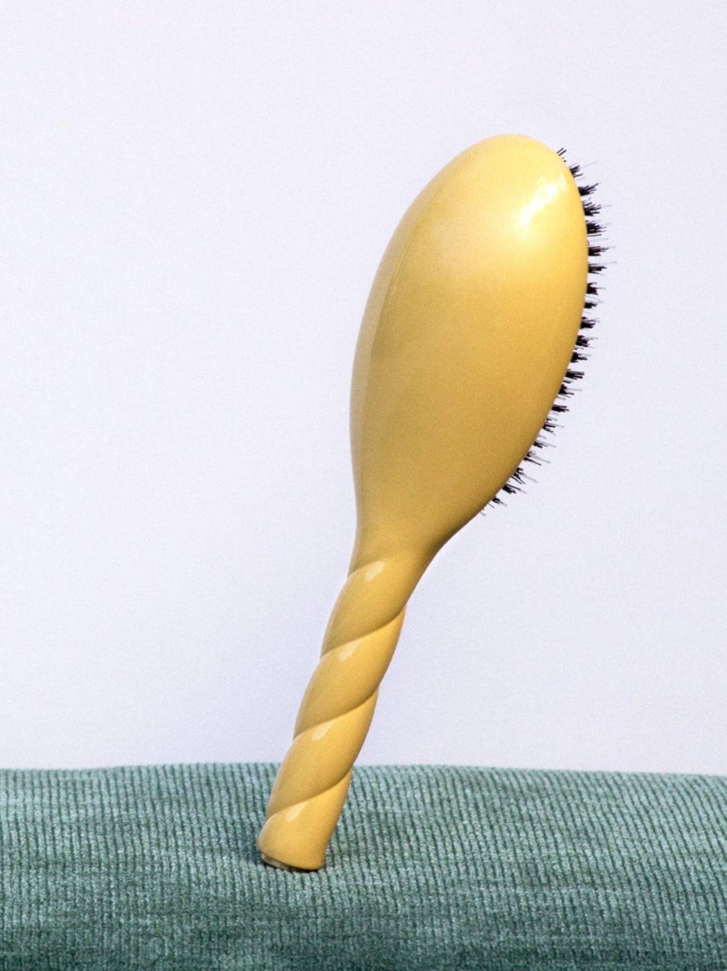 The Essential Hairbrush Yellow